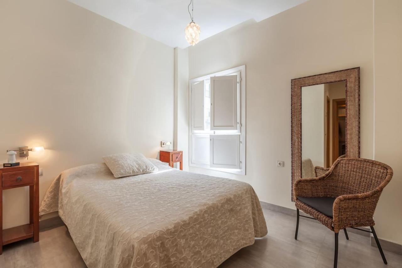 Apartamento Con Encanto En El Barrio De Santa Cruz Seville Ngoại thất bức ảnh